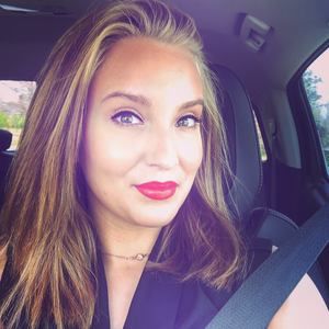 Meet your Posher, Alayna